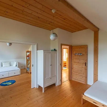 Moderni Sumavska Roubenka S Vyhledem Na Boubin Villa Vimperk Exterior photo